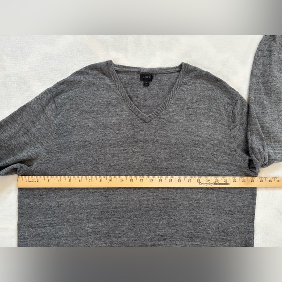 J. Crew Men’s Sweater Rugged Cotton V-Neck Pullover Gray Size XL - Picture 5 of 9